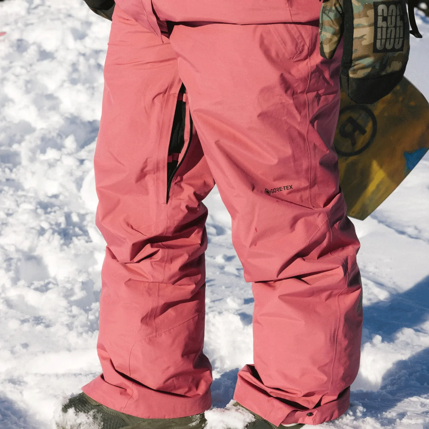 686 Women's Gore-Tex Willow Insulated Pant 2026 Rosewood - Image 4