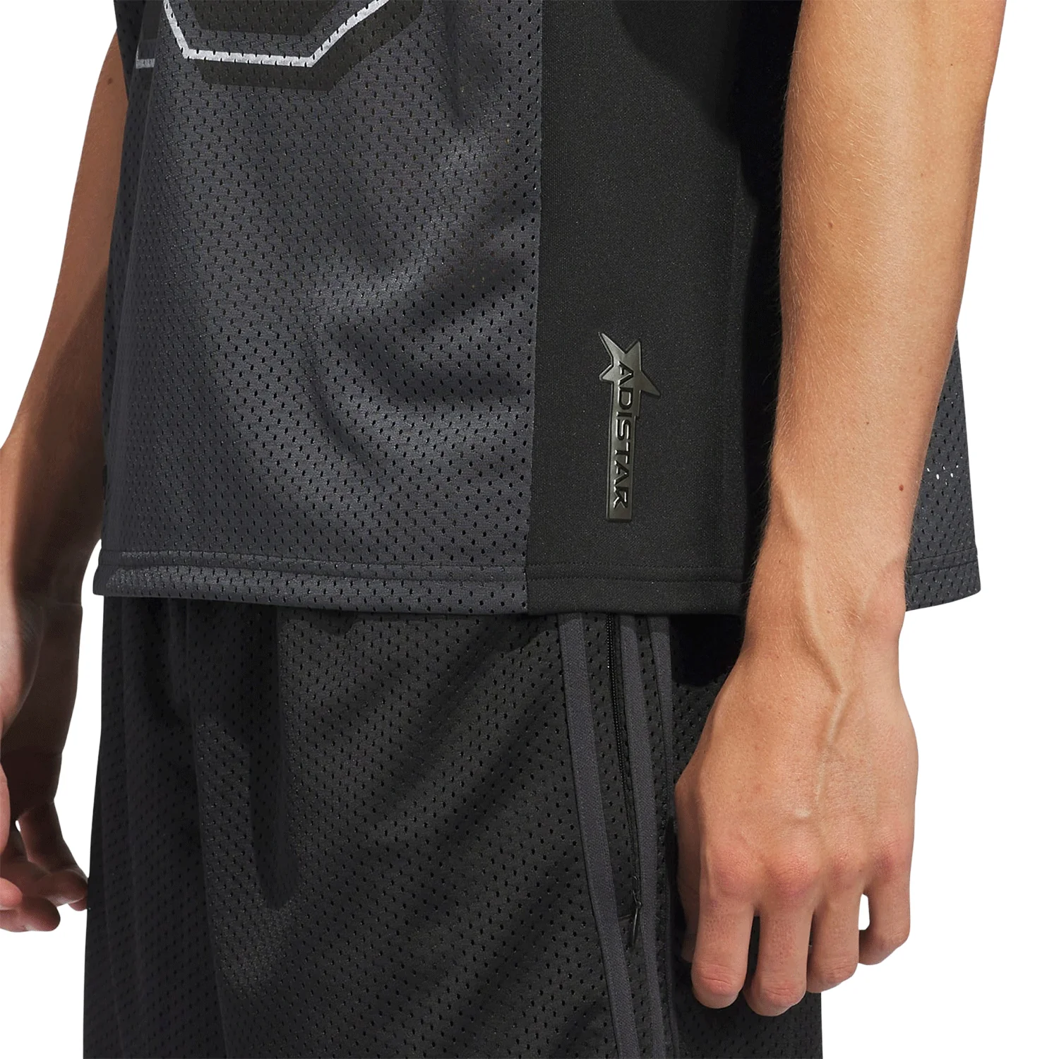 Adidas Tyshawn Jersey Black / Iron Metallic / Carbon - Image 4