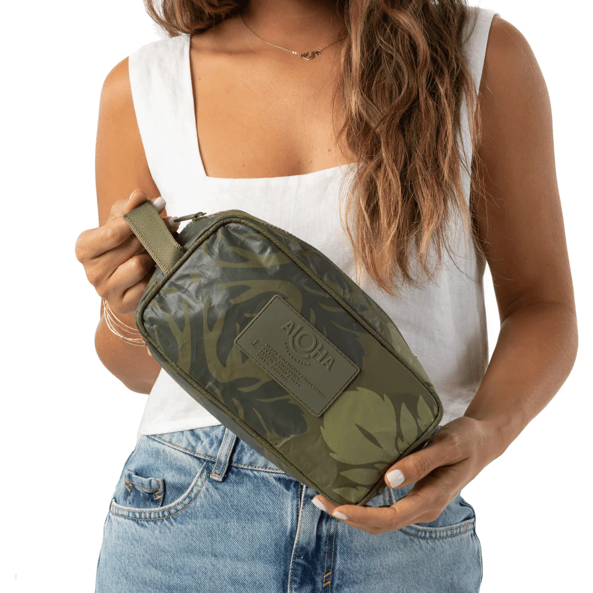 Aloha Awapuhi Dopp Kit Mauka on Olive - Image 2
