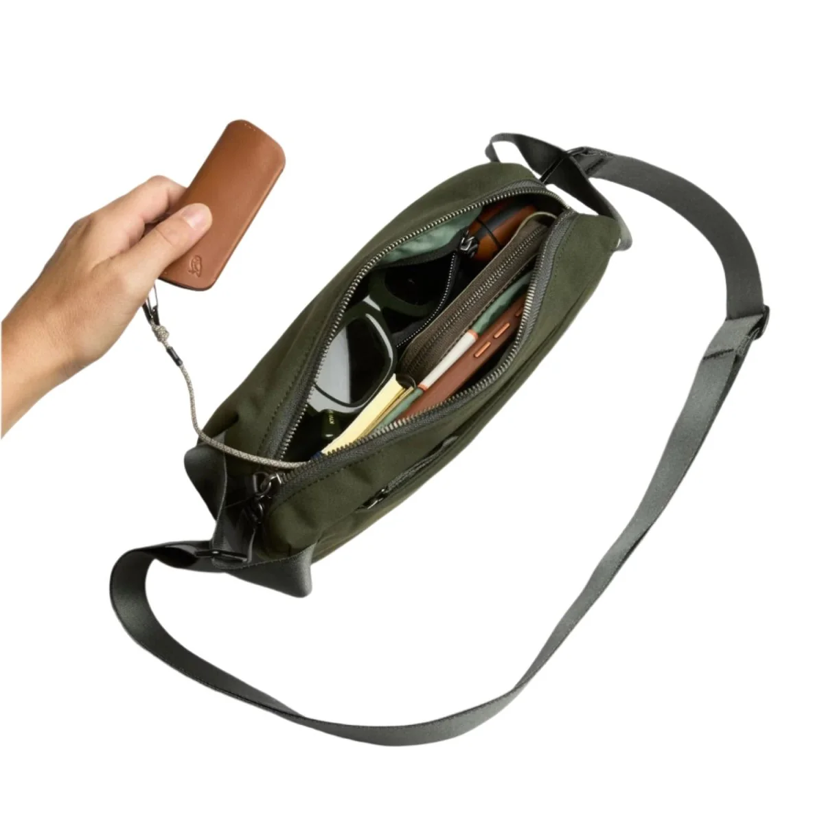 Bellroy Classic 3L Sling Bag Olive - Image 2