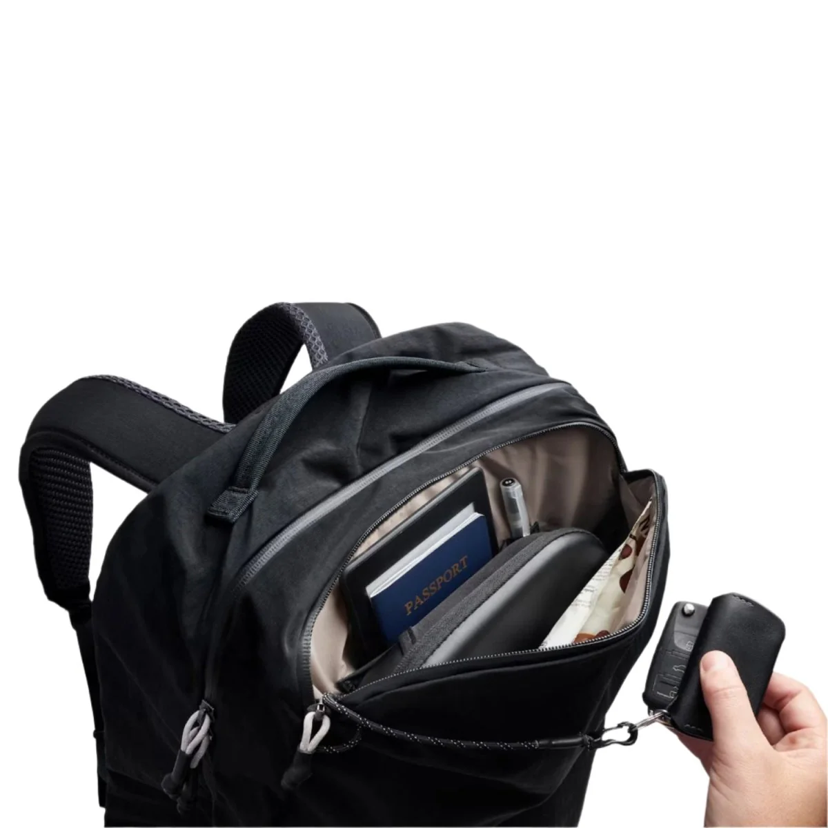 Bellroy Lite 38L Travel Pack Black - Image 4