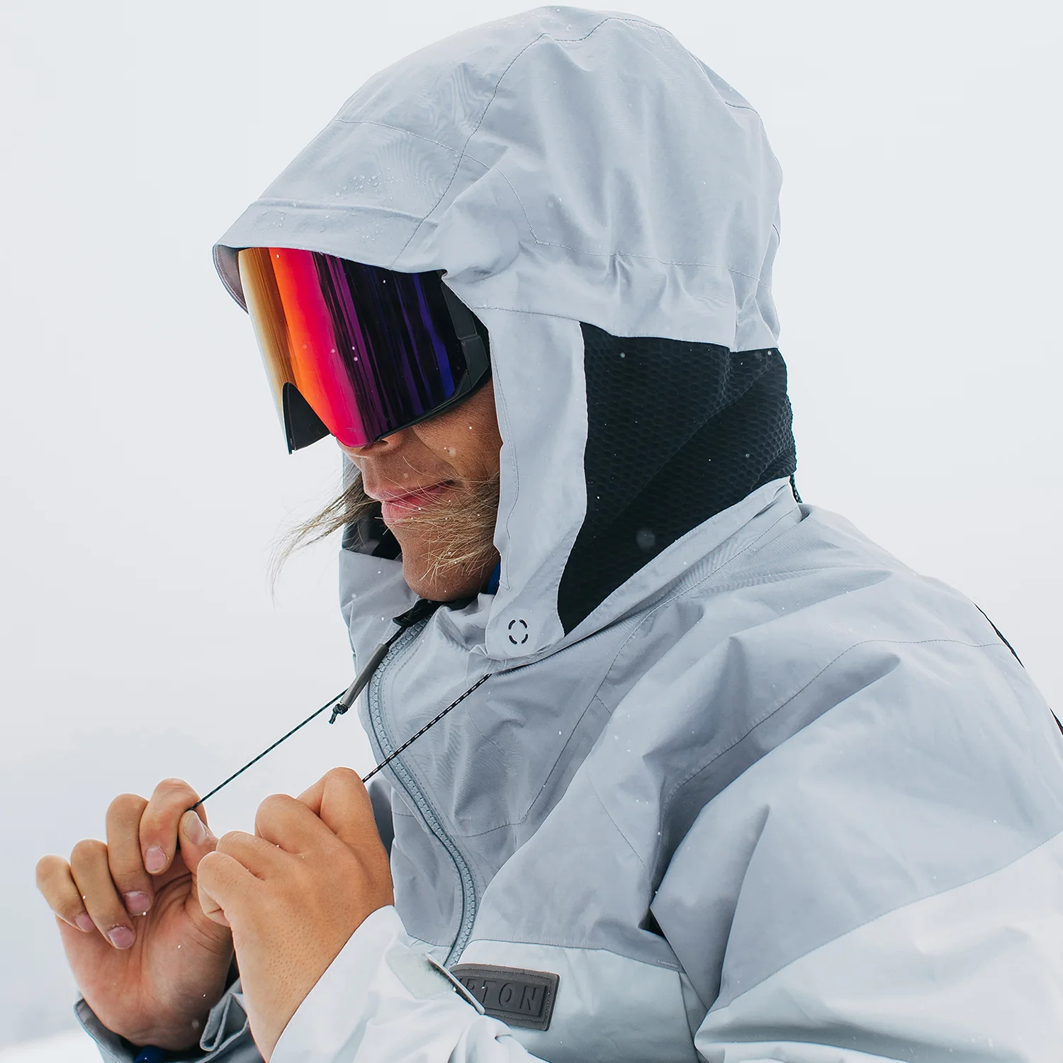 Burton Carbonate 2L Gore-tex Insulated Jacket 2023 - Image 3