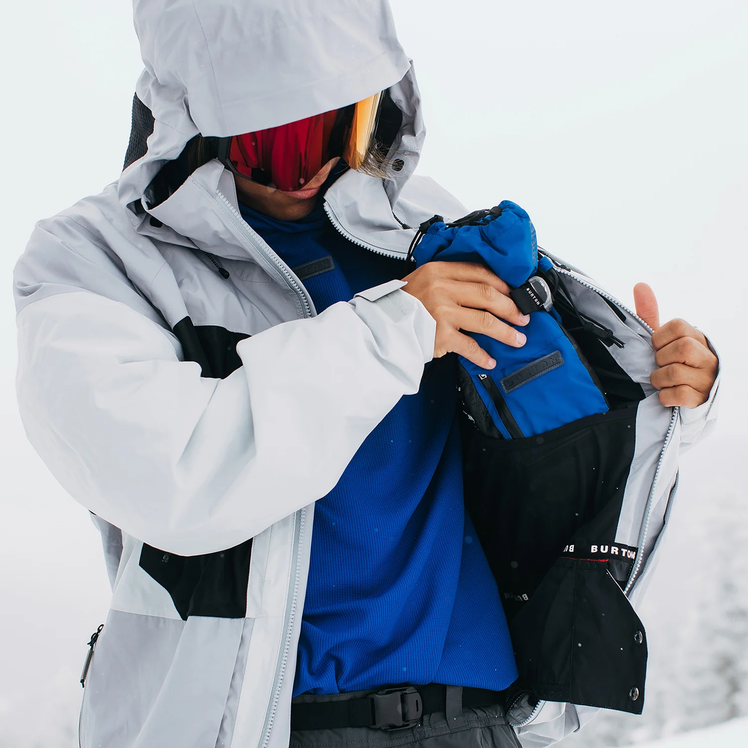 Burton Carbonate 2L Gore-tex Insulated Jacket 2023 - Image 6