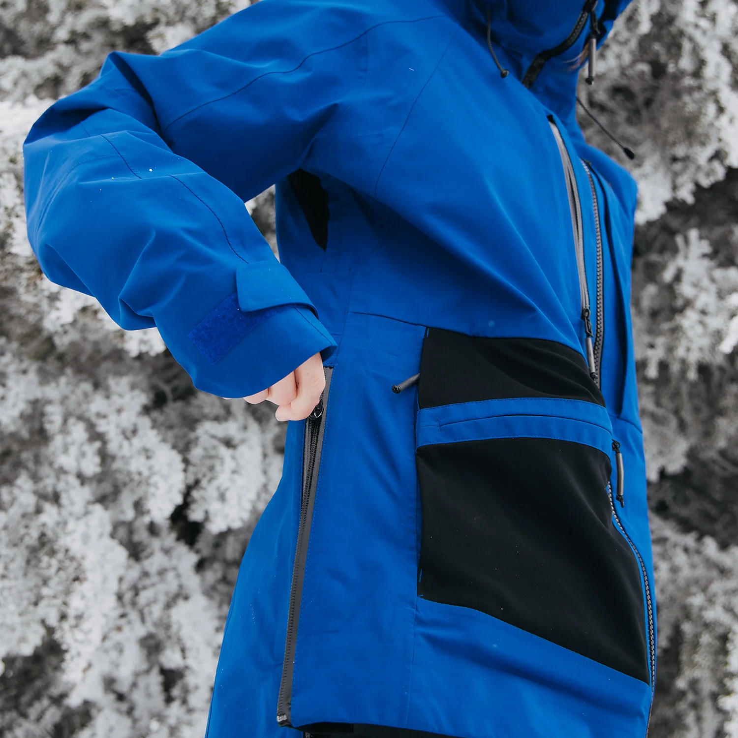 Burton Carbonate 3L Gore-tex Jacket 2023 - Women - Image 6