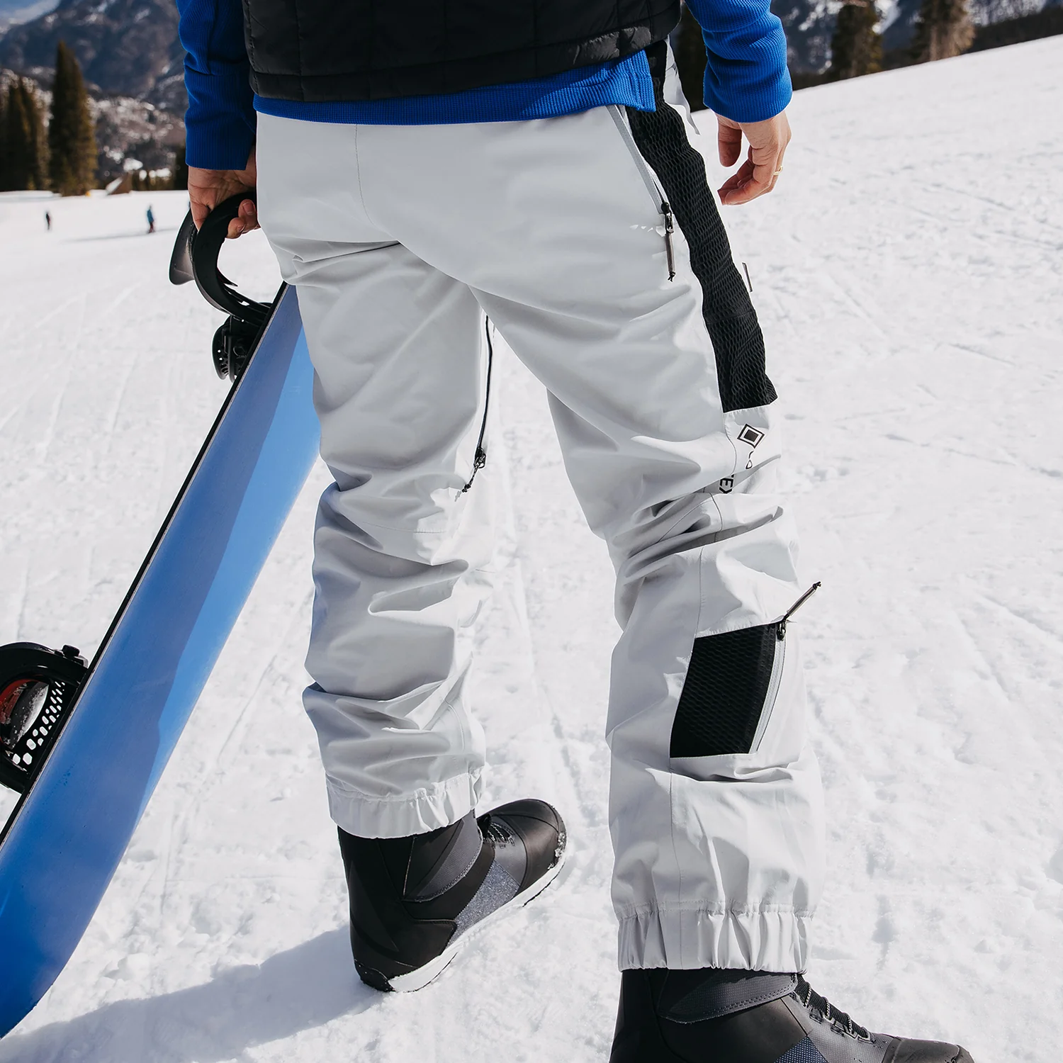 Burton Carbonate 3L Gore-tex Pant 2023 - Women - Image 3