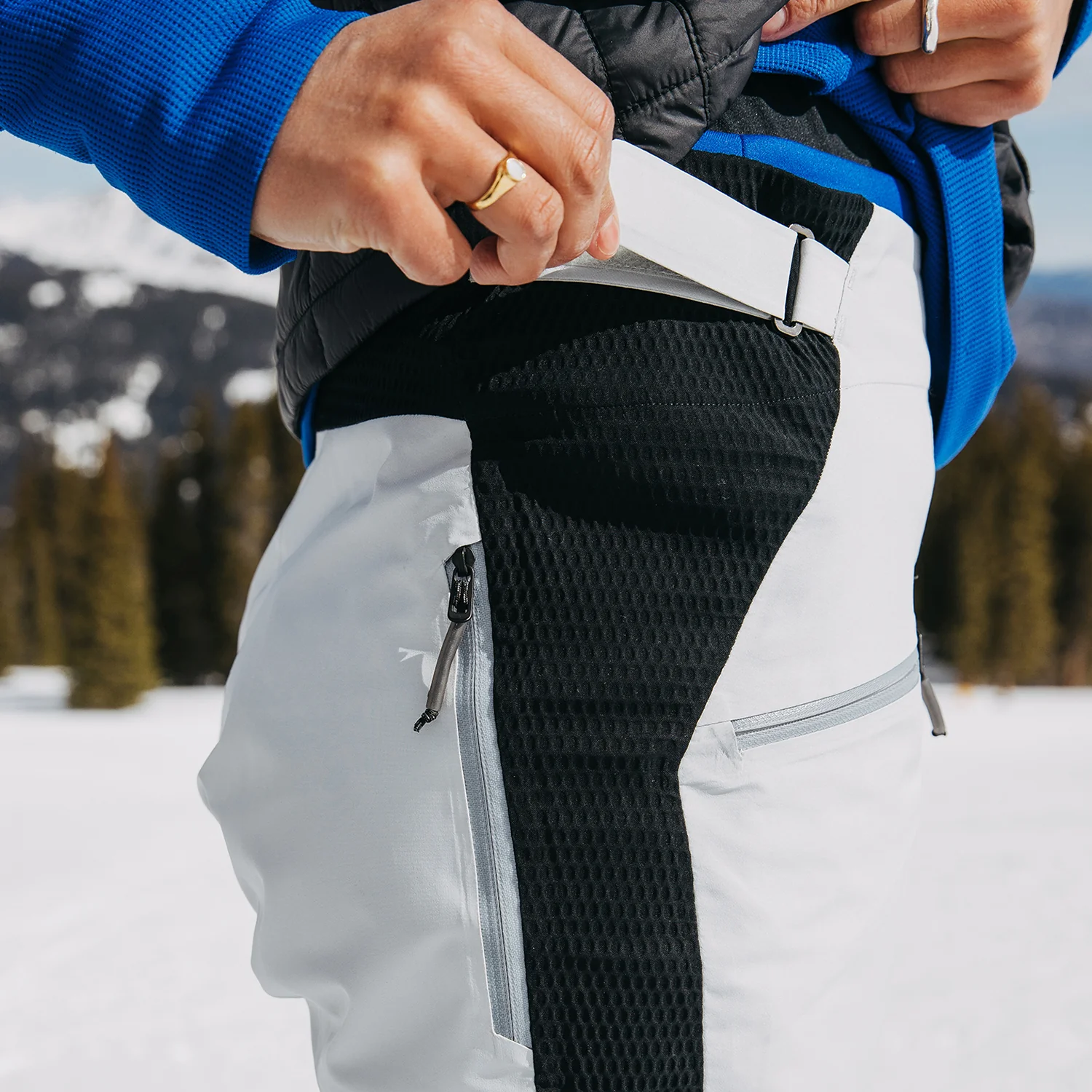 Burton Carbonate 3L Gore-tex Pant 2023 - Women - Image 4