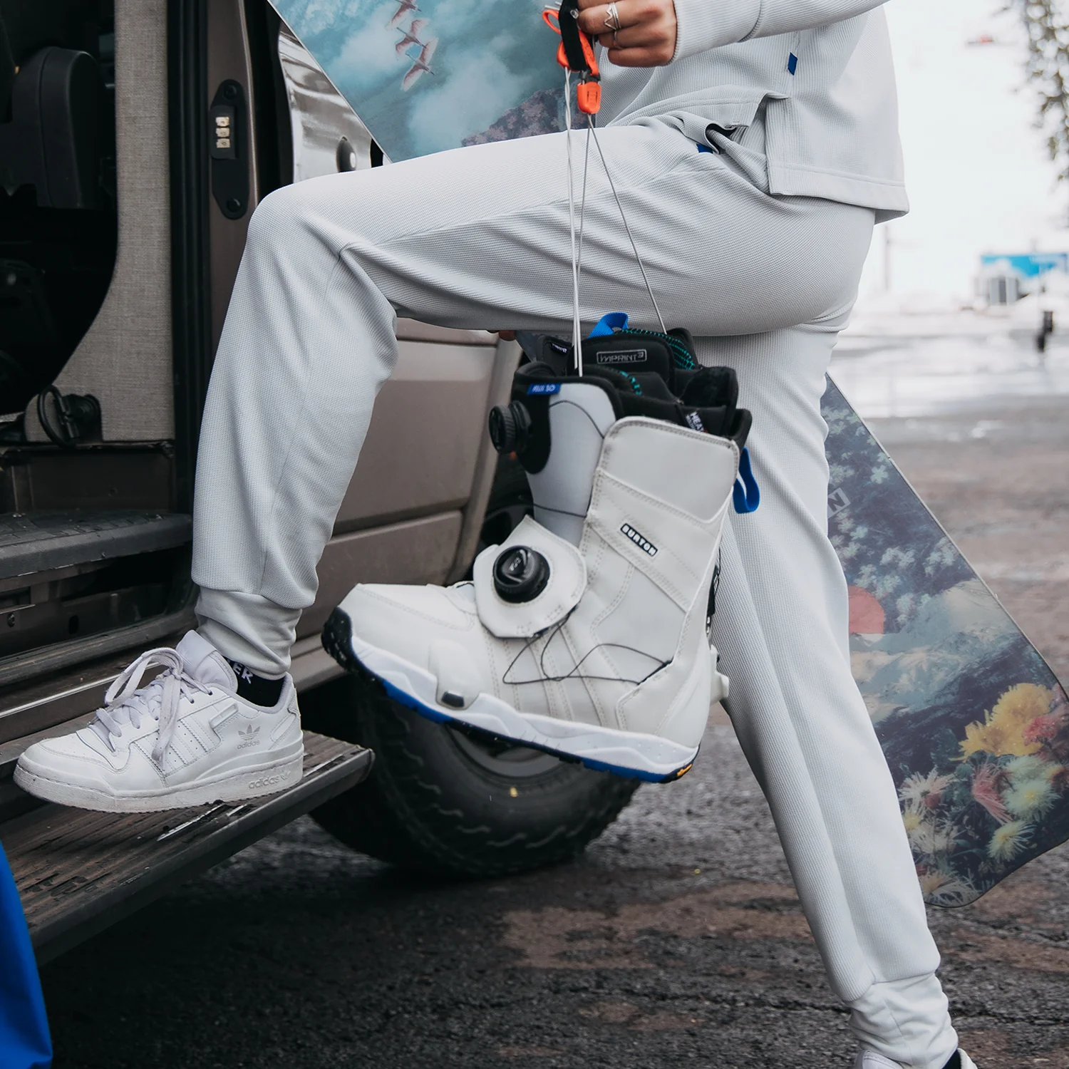 Burton Carbonate Layering Pant 2023 - Image 3