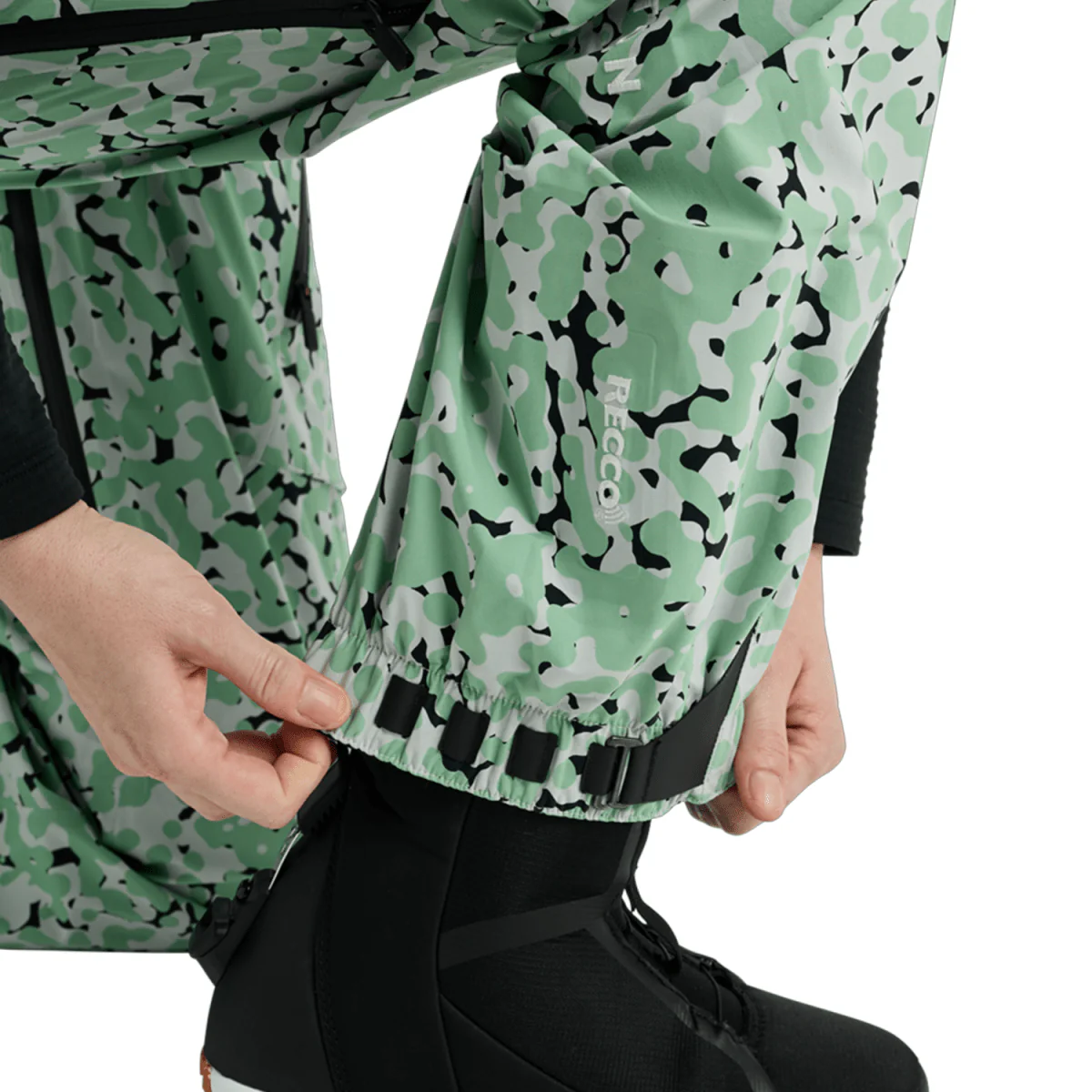 Burton Women's [ak] Tuvak Gore-Tex C-Knit 3L Pant 2026 Sage Dot Camo - Image 5
