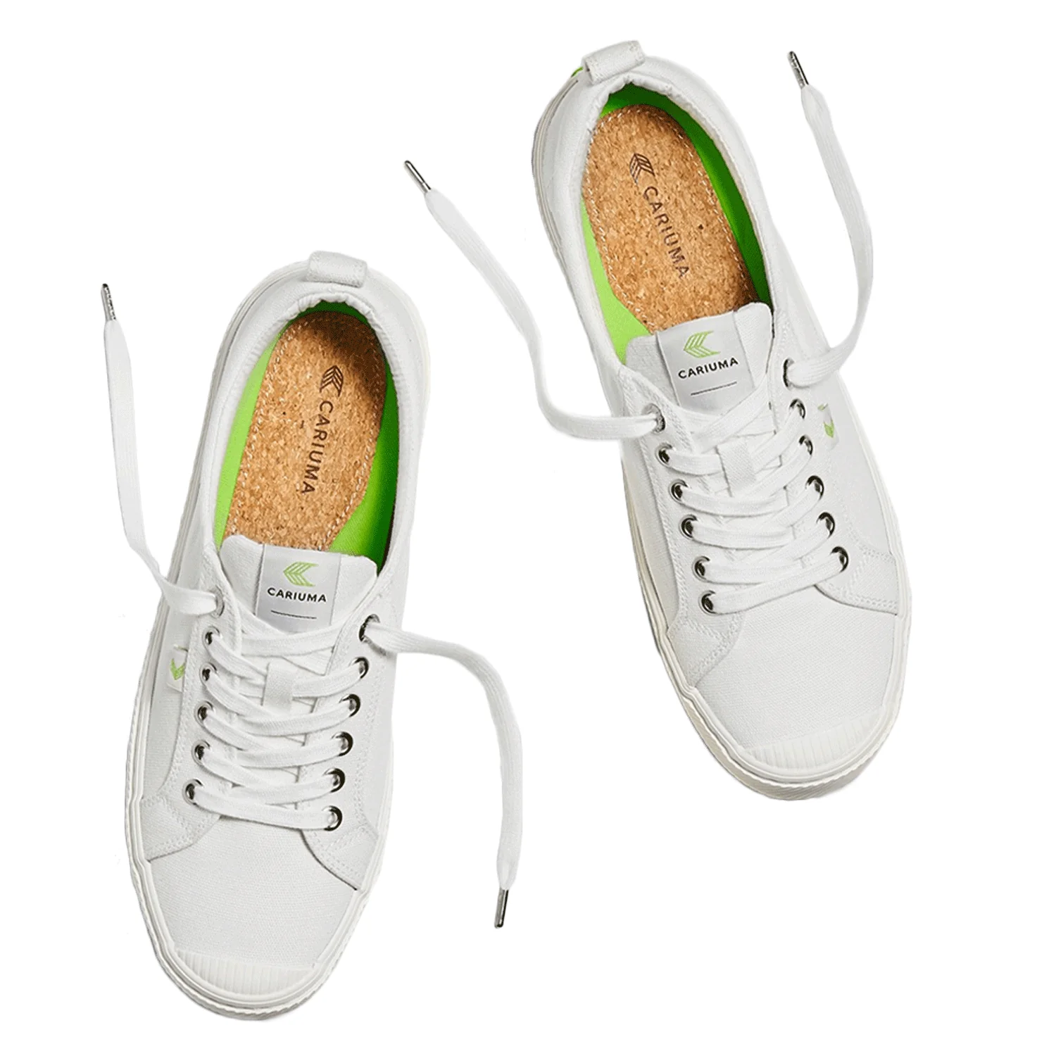 Cariuma Oca Low Shoe Off-White Canvas - Image 4