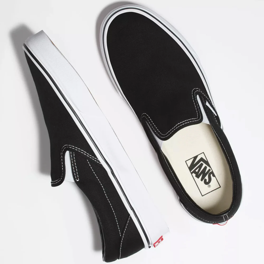 Vans Classic Slip-On Shoe Black - Image 4