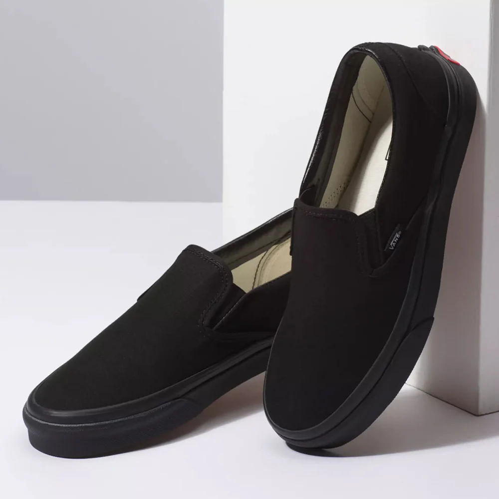 Vans Classic Slip-On Shoe Black/Black - Image 3