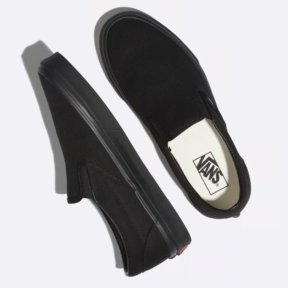 Vans Classic Slip-On Shoe Black/Black - Image 4
