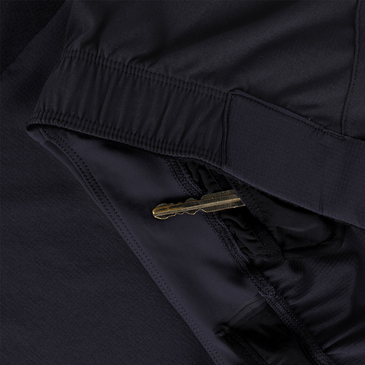 Ciele Men's TRN 7" Linerless Short Shadowcast - Image 3
