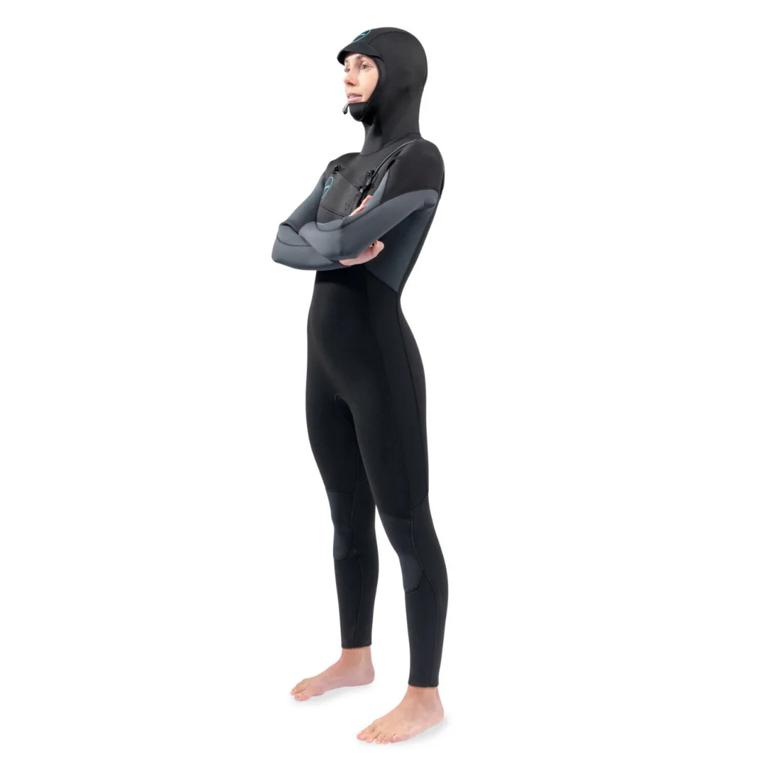 Dakine Women's Quantum 5/4/3mm Chest Zip Hooded Wetsuit Black/Grey - Image 2