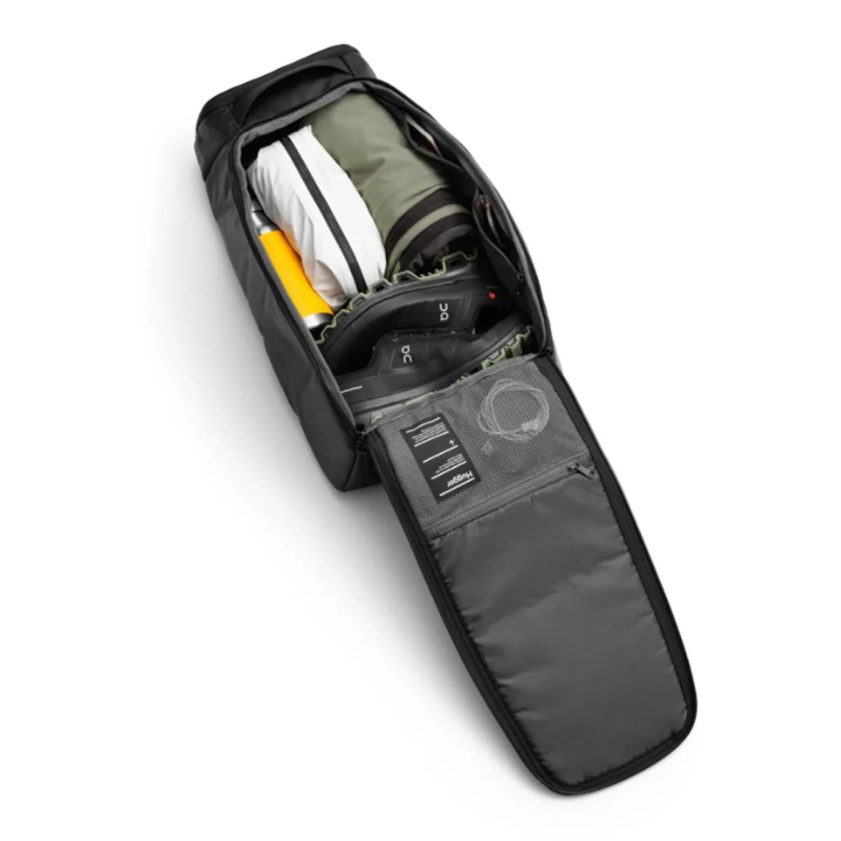Db Hugger 25L Backpack Black Out - Image 6