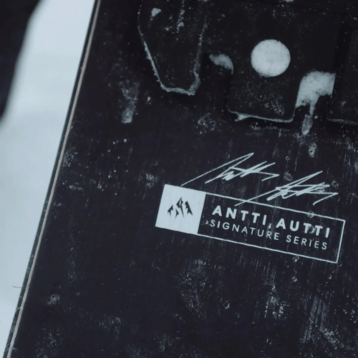 Jones Men's Solution x Antti Autti Splitboard - Image 2