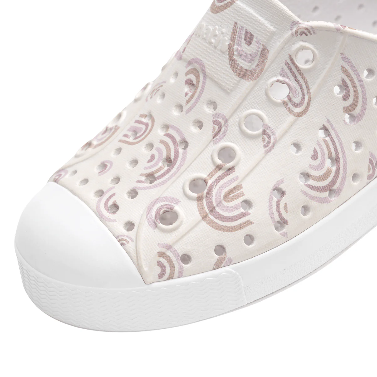 Native Youth Jefferson Print Shoe Shell White/Barely Flax Rainbow - Image 4