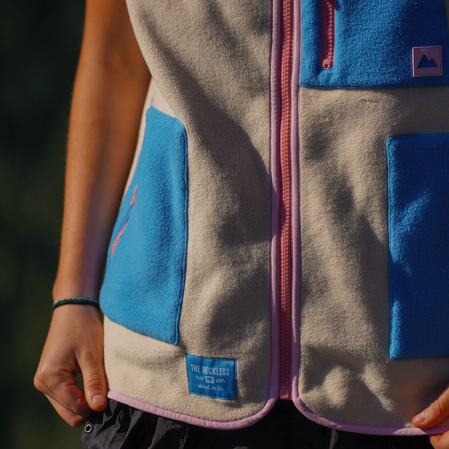 Notice the Reckless Women's Overland Vest Cream/Blue/Coral - Image 5