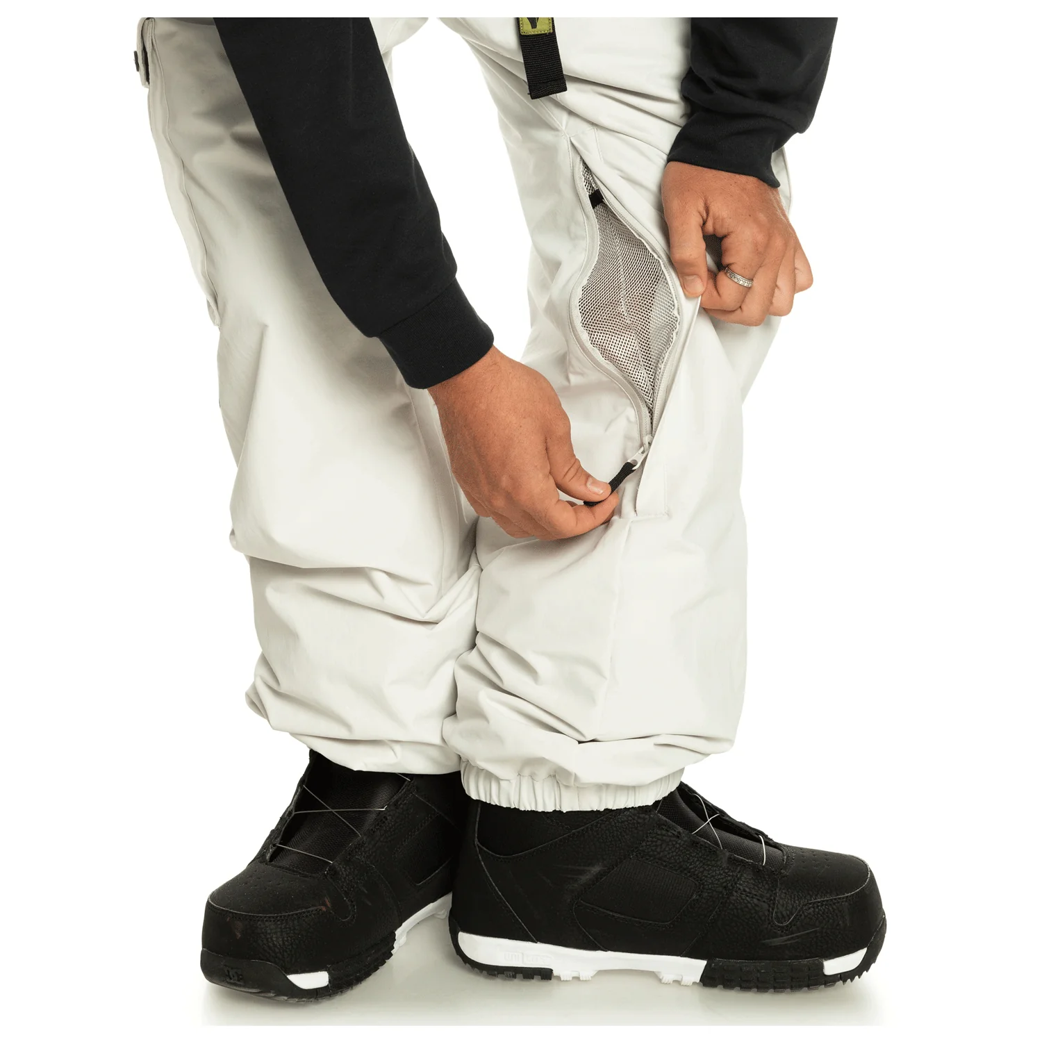 Quiksilver Men's Snow Down Cargo Pant 2024 Nimbus Cloud - Image 3