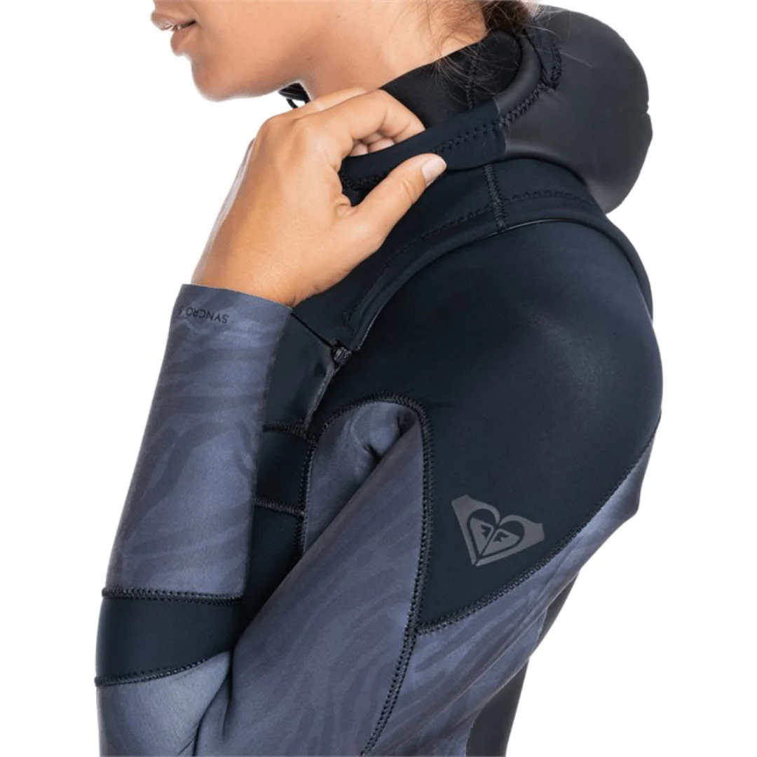 Roxy Women's Syncro 5/4/3mm Chest Zip Hooded Wetsuit Jet/ Black - Image 4