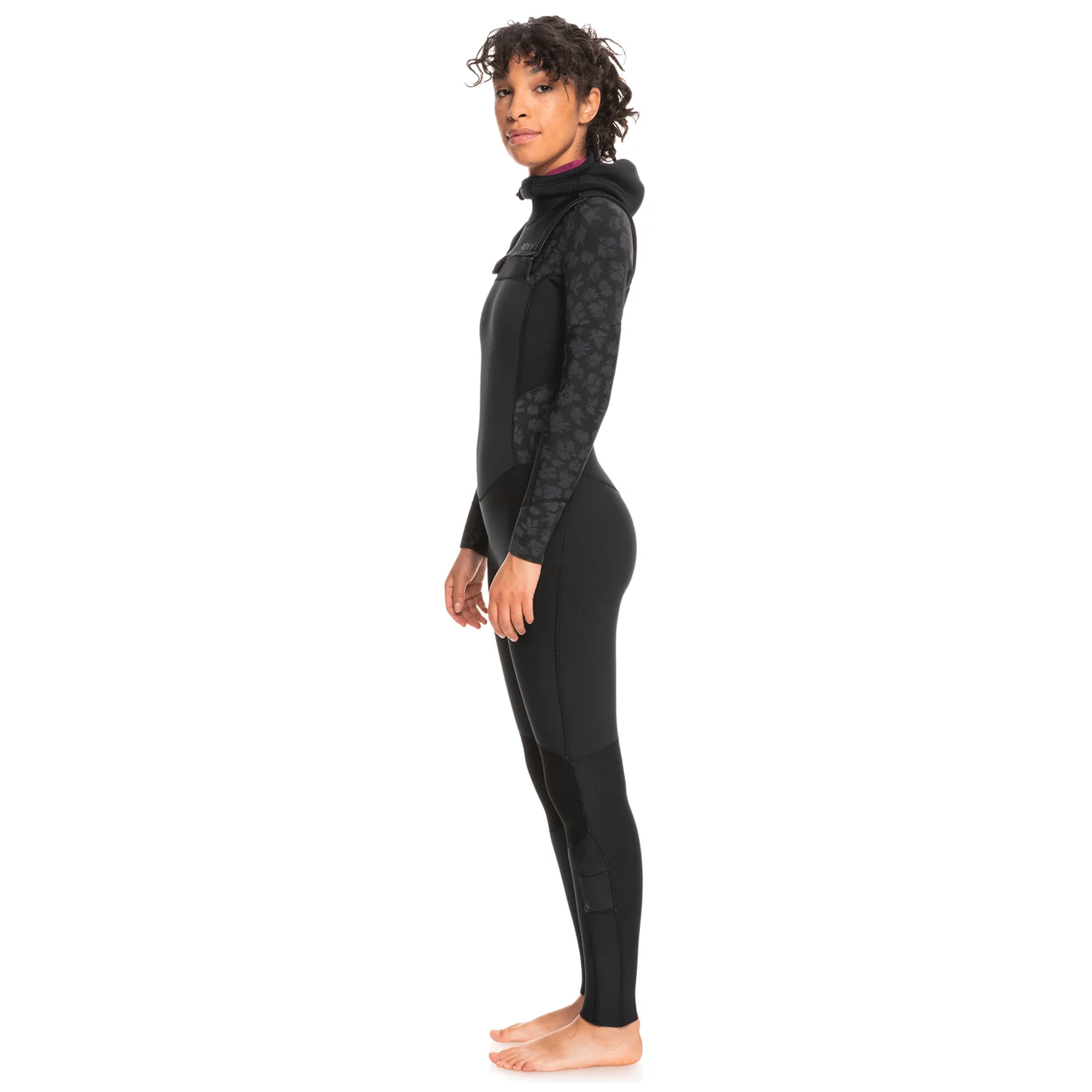 Roxy Women's Swell 5/4/3mm Hooded Chest Zip Wetsuit Black - Image 3