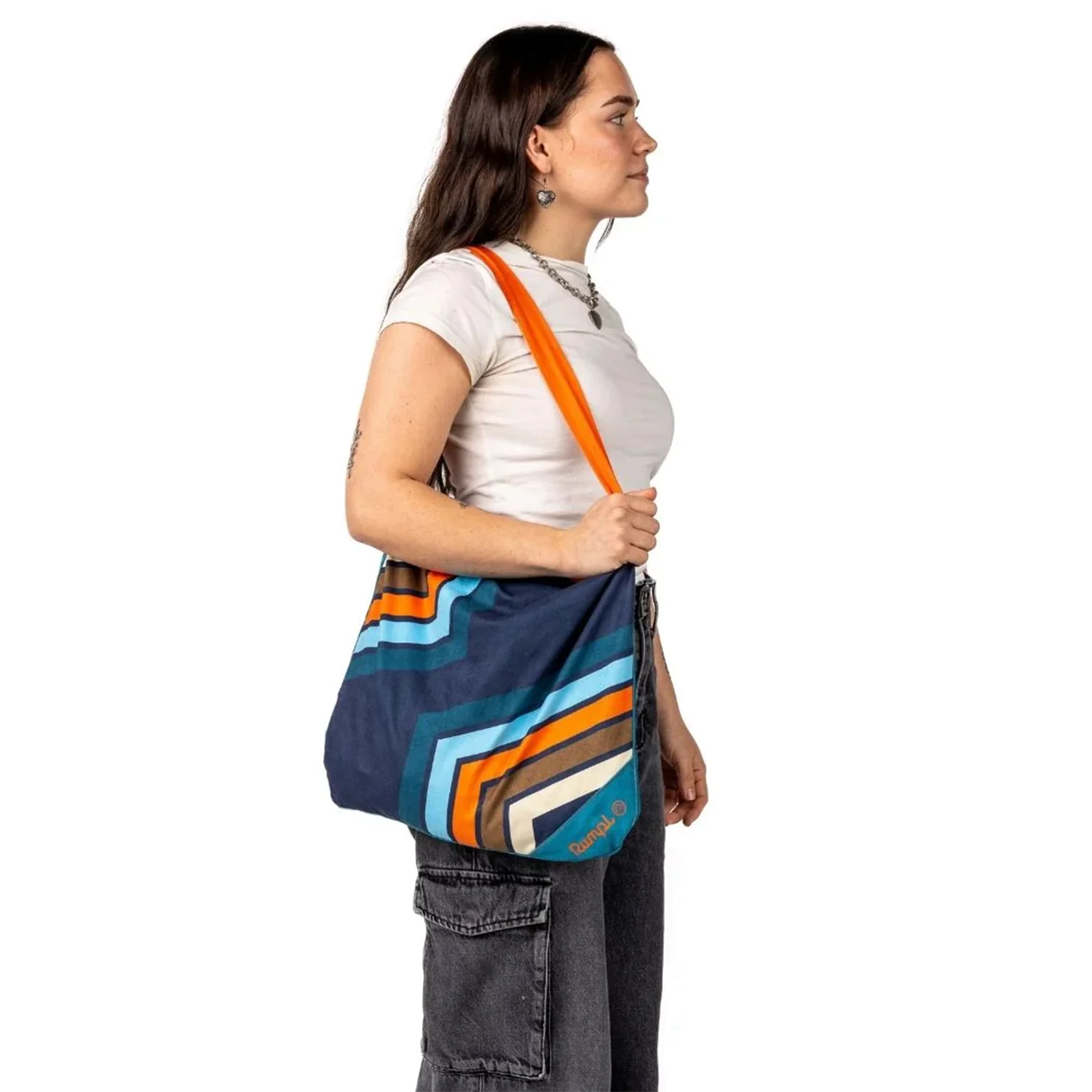 Rumpl Tech Towel Tote Midnight Retro Stripes - Image 2