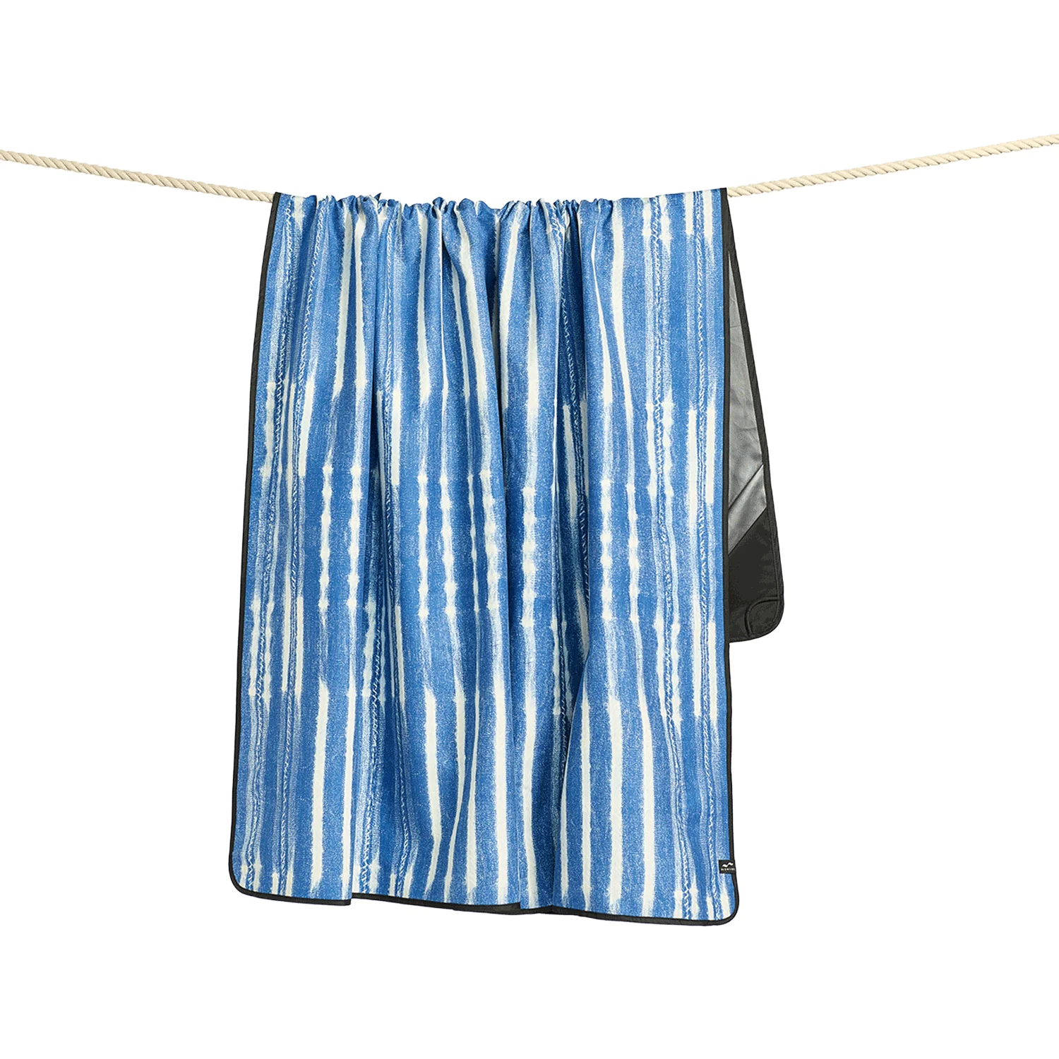 Slowtide Kyoto Packable Picnic Blanket Indigo - Image 2