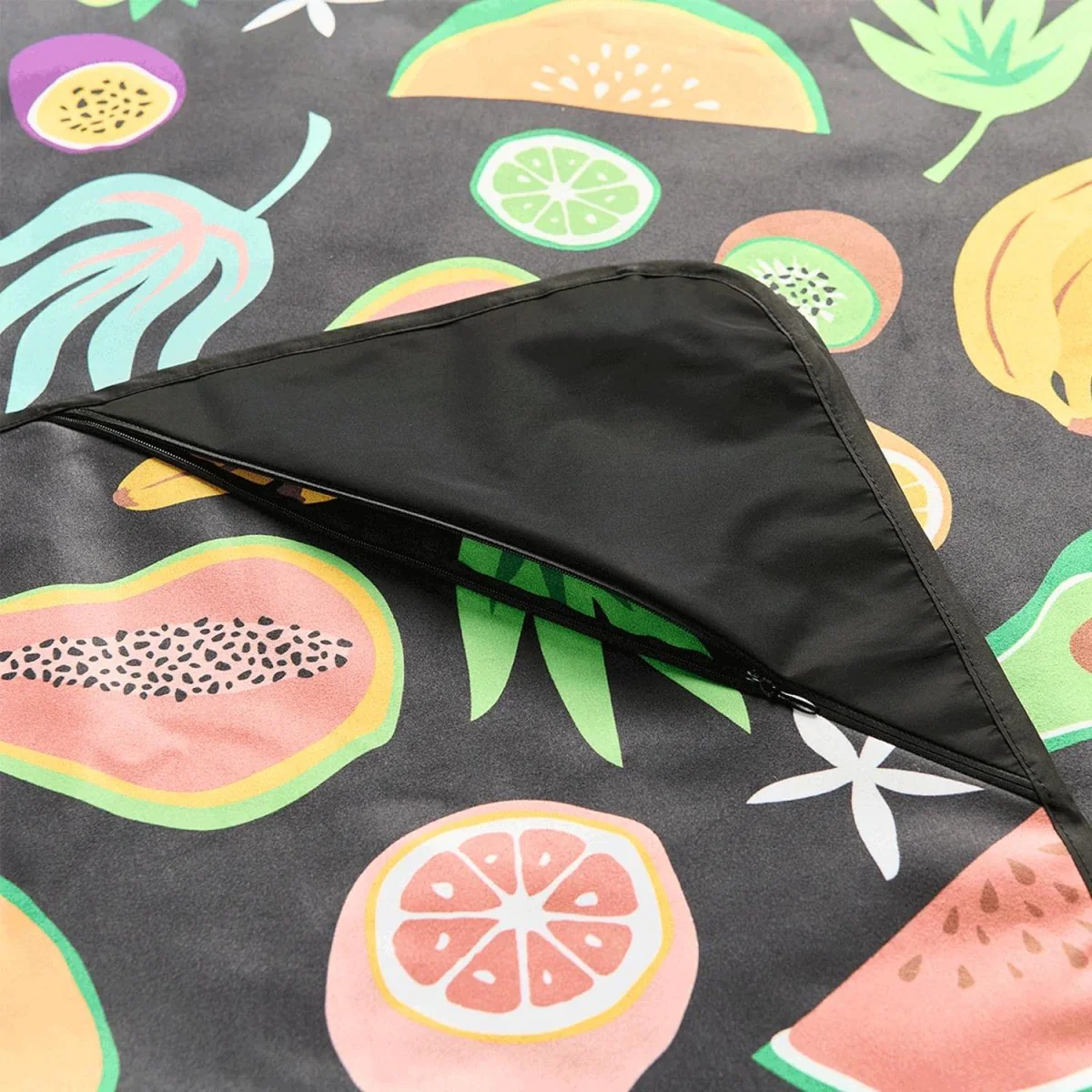 Slowtide Ripe Picnic Blanket Black - Image 3