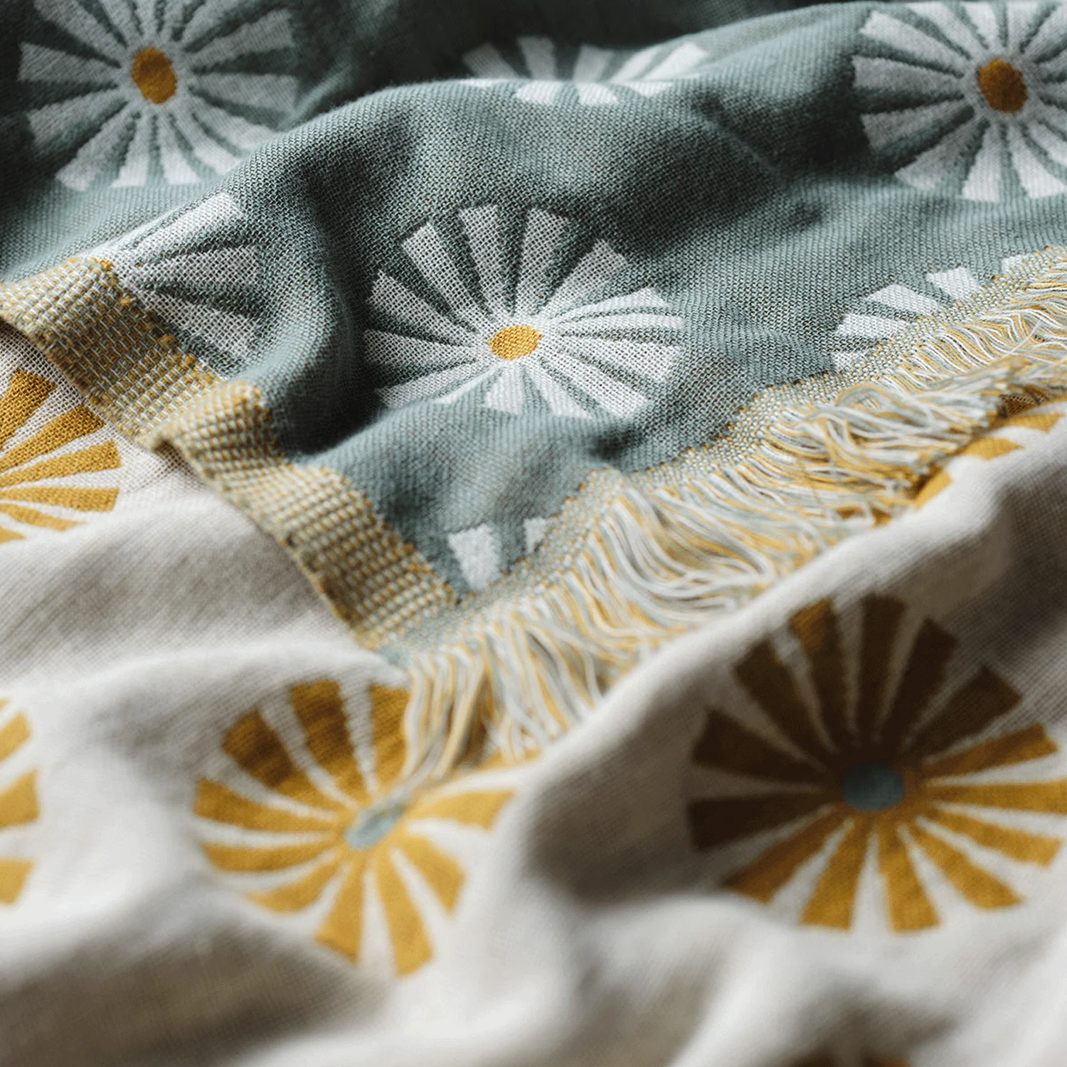 Slowtide Sun Dazed Driftweave Blanket Green - Image 3