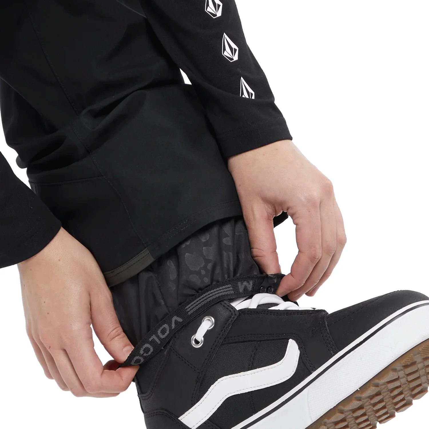 Volcom Women's Elm Stretch Gore-tex Overall Bib Pant 2024 Black - Image 4