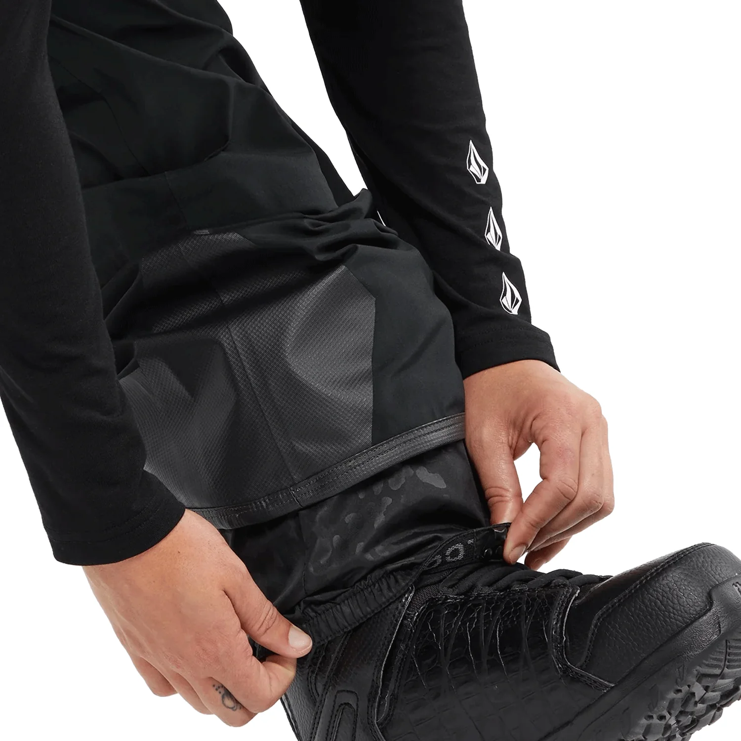 Volcom Women's VS 3L Stretch Gore-tex Overall Bib Pant 2024 Black - Image 4